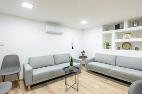 Cityscape Budget Apartments DoubleDecker A